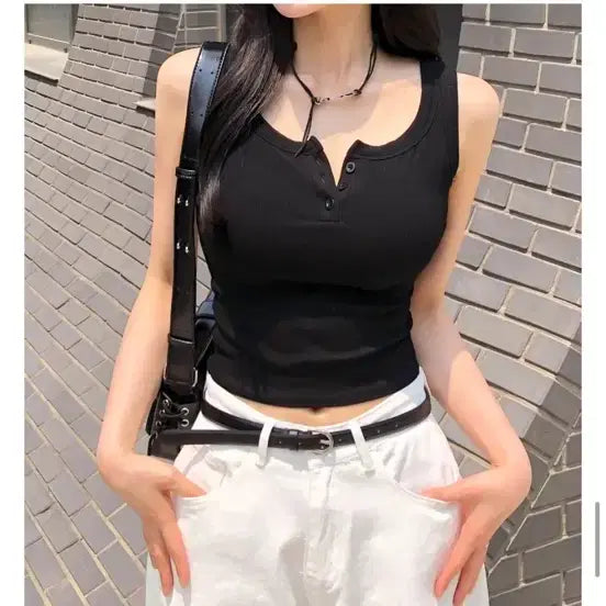[BUNJANG] Button Sleeveless Y2K Spandex Ribbed Basic Tank Top / 부유방커버 버튼나시 쓰리버튼 y2k 스판 쫀쫀 골지 기본 나시/여름나시