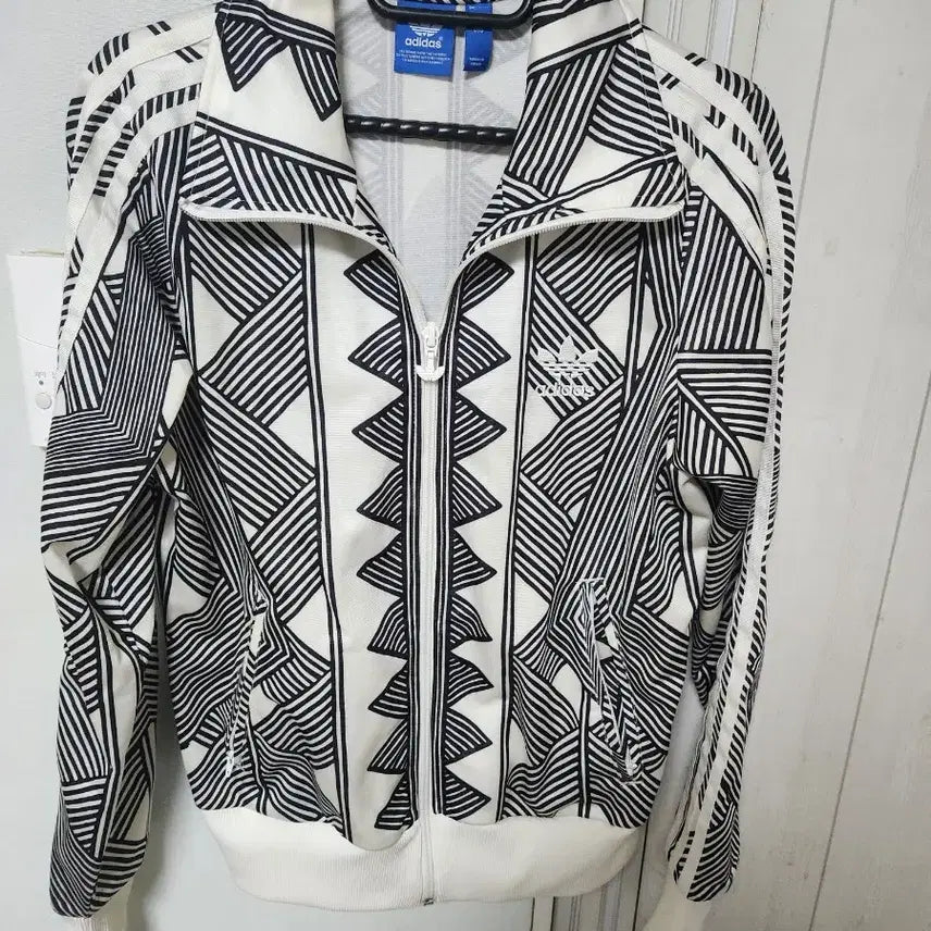 [BUNJANG] Adidas Pattern Track Top White/Black / 아디다스 패턴 트랙탑 화이트 블랙