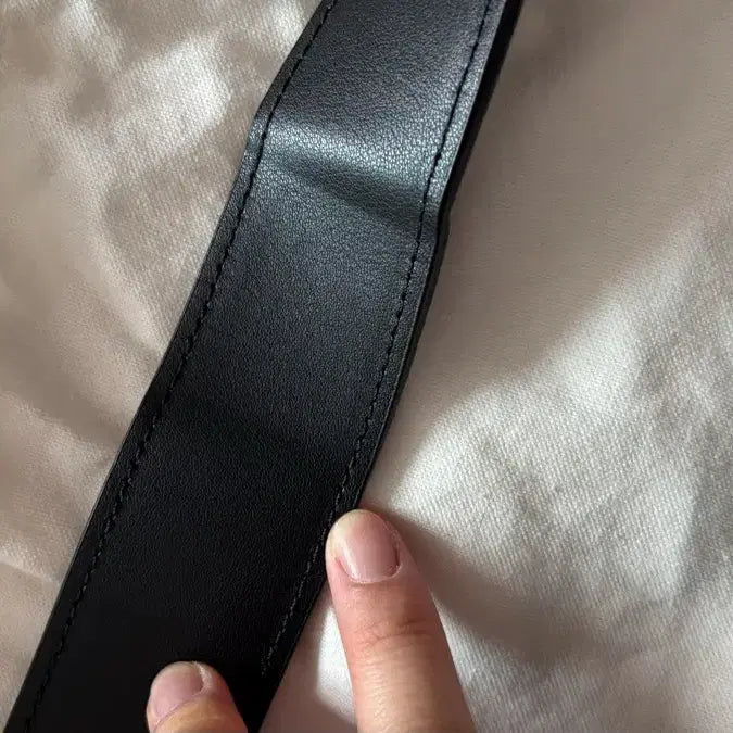 [BUNJANG] Osoi Pecan Brotbag Black / 오소이 피칸 브로트백 블랙