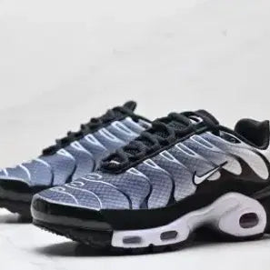 [BUNJANG] Nike Air Max TN Black/Silver Sneakers (Size 265) / 나이키 에어맥스 TN 블랙/실버 운동화 사이즈:265