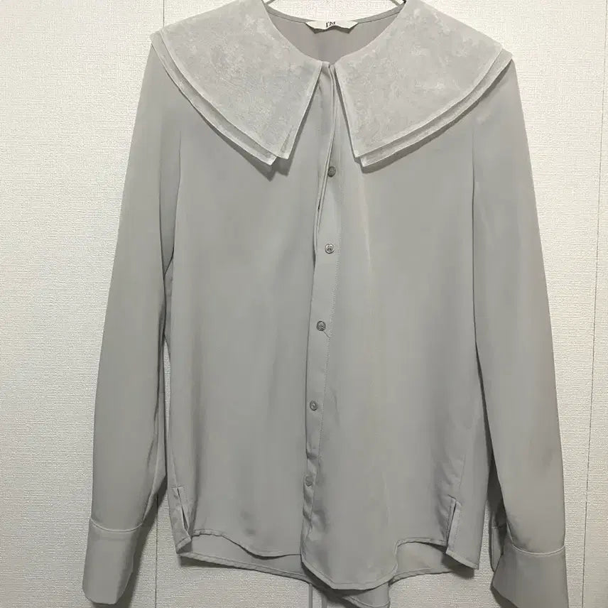 [BUNJANG] It MICHAA Big Collar Blouse 21SS / 잇미샤 빅카라 블라우스 21SS