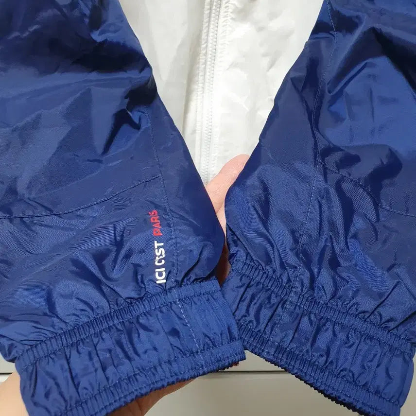 [SOLD OUT] 조던 x 파리생제르망 로고 후디 자켓(바람막이) XL