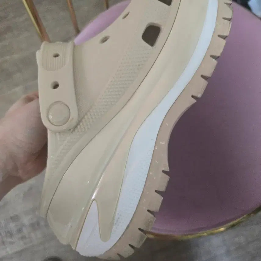 [BUNJANG] Crocs Mega Crush Clog / 크록스 메가크로쉬클래그
