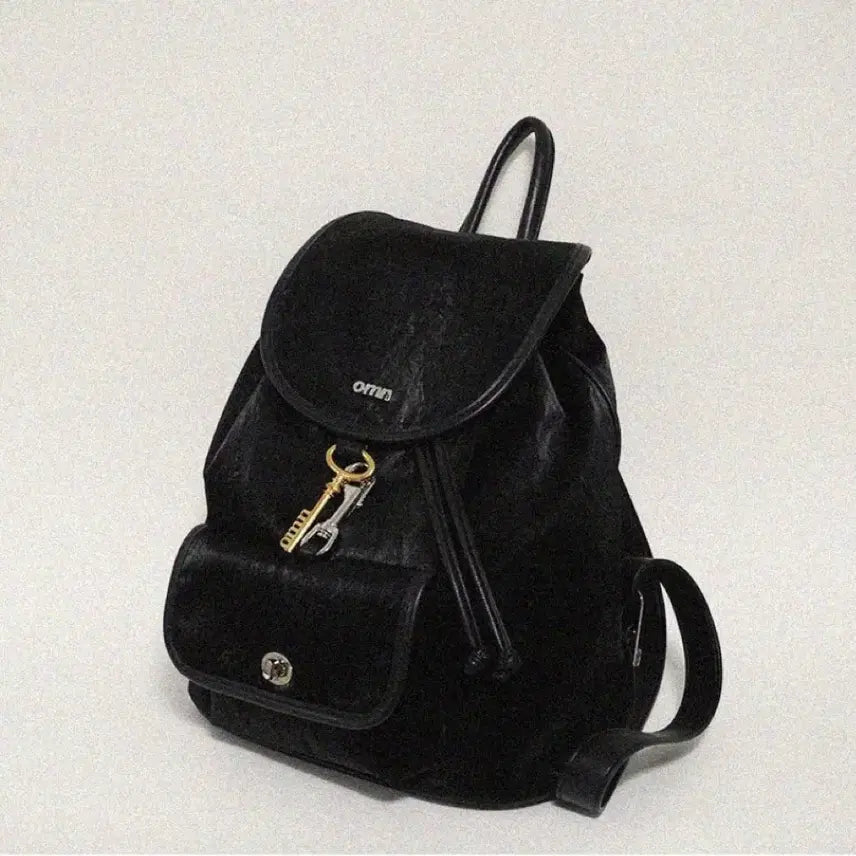 [BUNJANG] Omnipotent Leather Backpack Black Key &amp; Backpack / 옴니포턴트 레더 백팩 블랙 key &amp; backpack