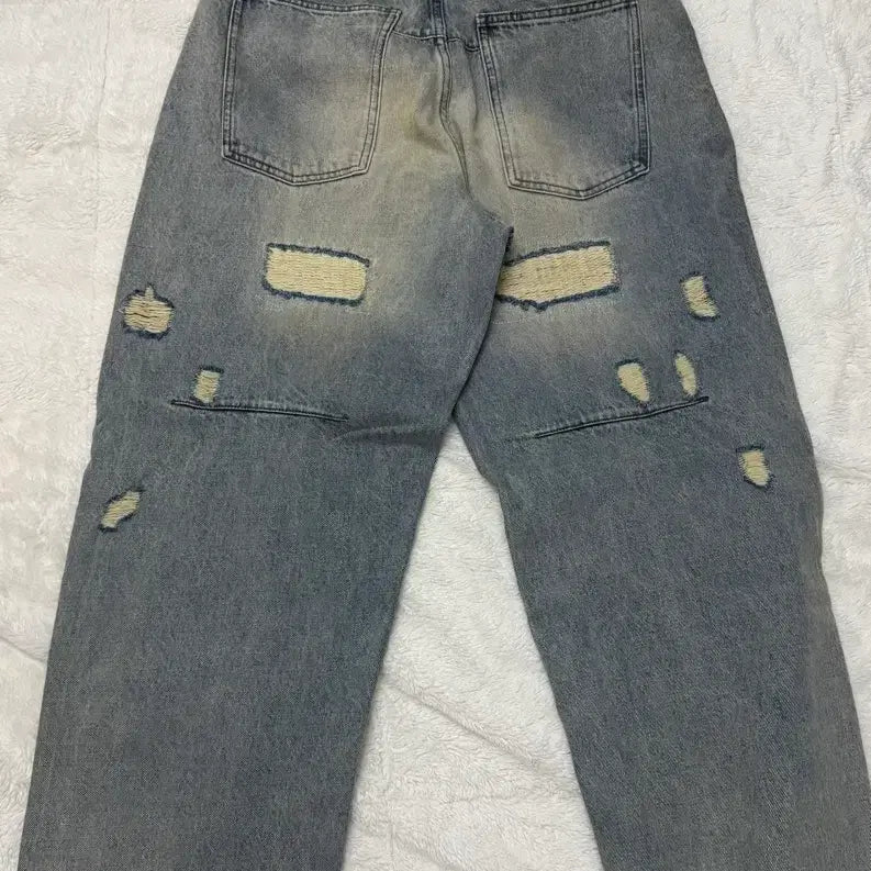 [BUNJANG] Skeism Inducing Damage Jeans / 스키즘인듀싱 데미지 진 M