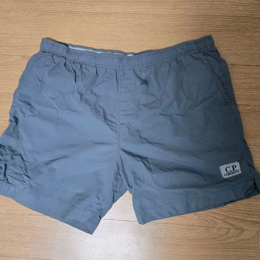 [BUNJANG] CP Company Shorts / CP컴퍼니 반바지