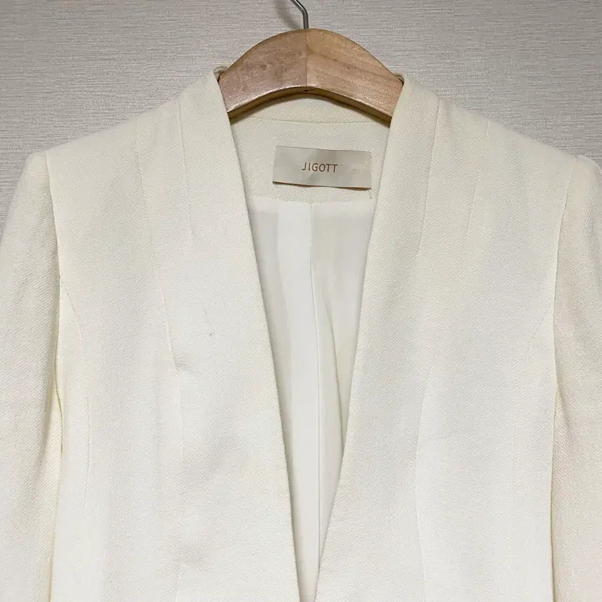 [BUNJANG] Jigott Frill Jacket XS / 지고트 프릴 마 자켓 XS