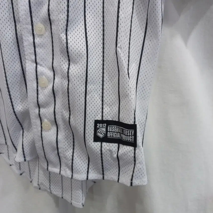 [BUNJANG] LG Twins Home Baseball Jersey - Large / 엘지트윈스 홈유니폼  85 큰병규