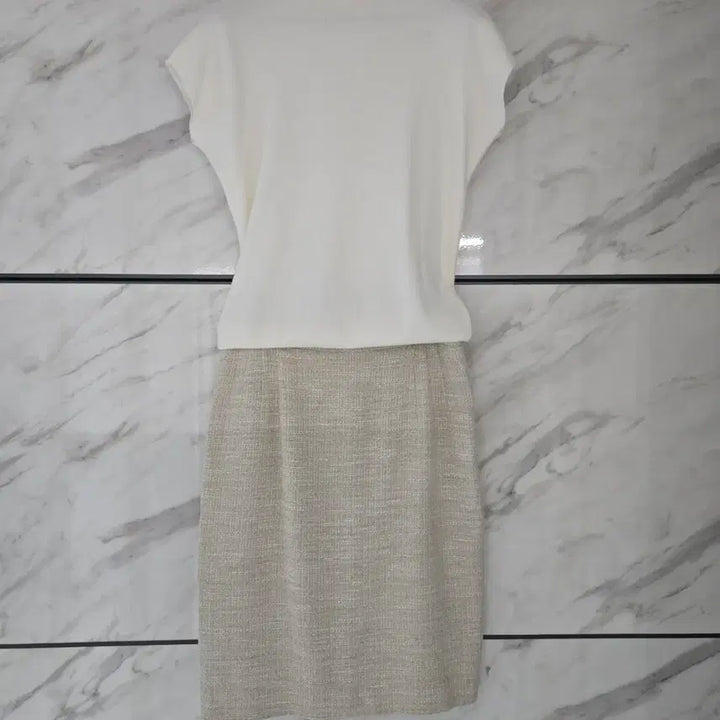 [BUNJANG] Moschino Tweed Skirt / 모스키노 트위드 스커트