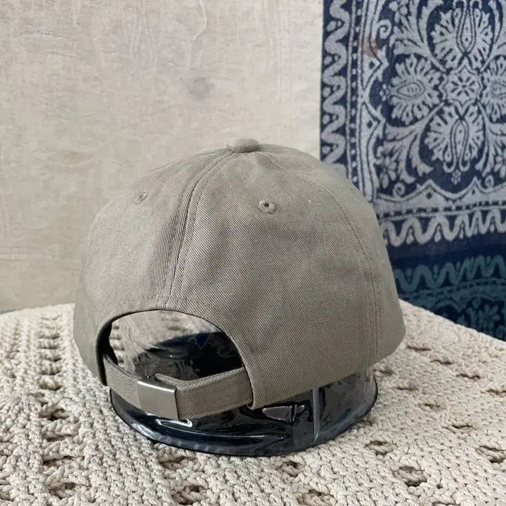 [BUNJANG] W.A.U Big Logo Embroidered Baseball Cap / [S] 우알롱 빅로고 자수 볼캡 야구모자