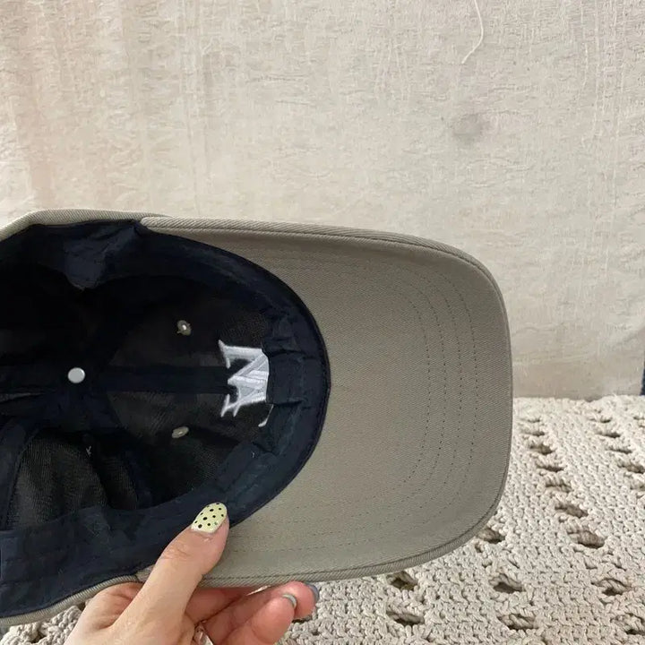 [BUNJANG] W.A.U Big Logo Embroidered Baseball Cap / [S] 우알롱 빅로고 자수 볼캡 야구모자