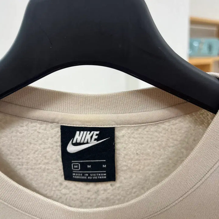 [SOLD OUT] M 나이키 NSW 패치워크 맨투맨 라이트본