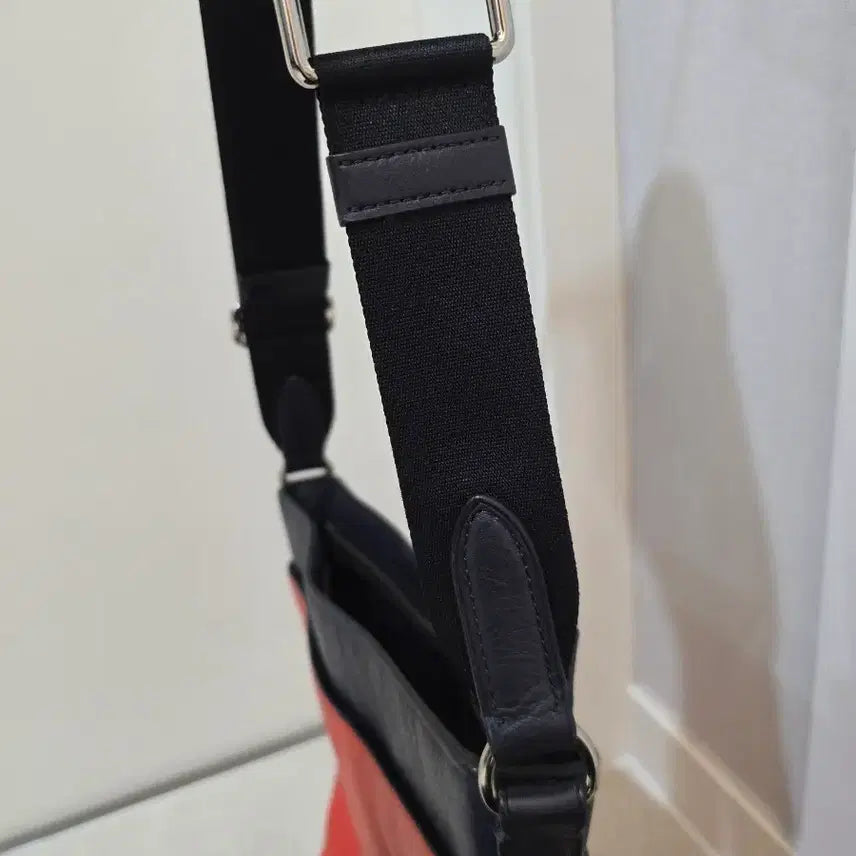 [BUNJANG] Coach Crossbody Messenger Bag / 정품 코치 COACH  크로스바디 메신저백 사용감없음