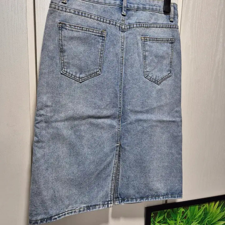 [BUNJANG] Denim Midi Skirt / (세일)(새상품)연청 데님 스커트 H라인 미디 스커트