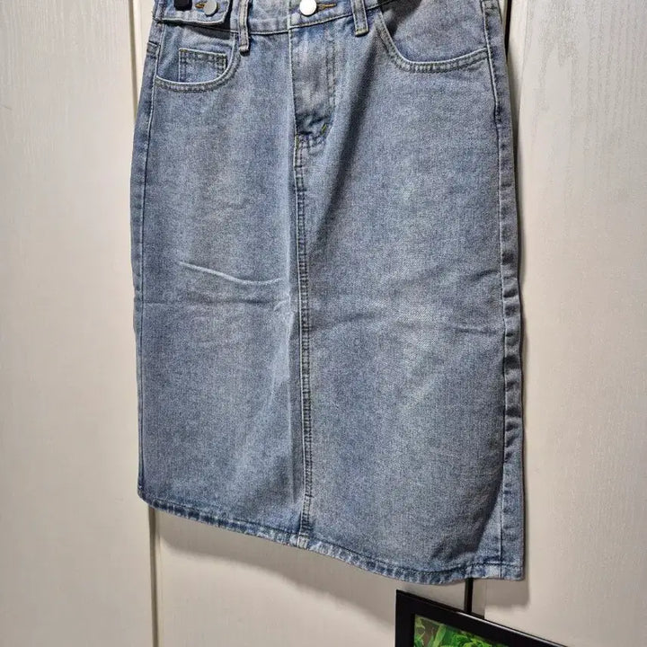[BUNJANG] Denim Midi Skirt / (세일)(새상품)연청 데님 스커트 H라인 미디 스커트