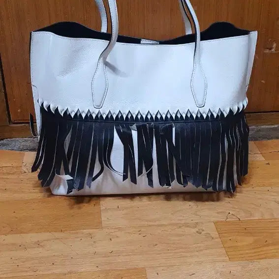 [BUNJANG] Tods Shoulder Bag (New) / ((정품))토즈숄더백 ~(미사용새상품)