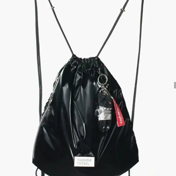 [SOLD OUT] 마스마룰즈 블랙 힙색 백팩 + 키링 304 Gym sack string