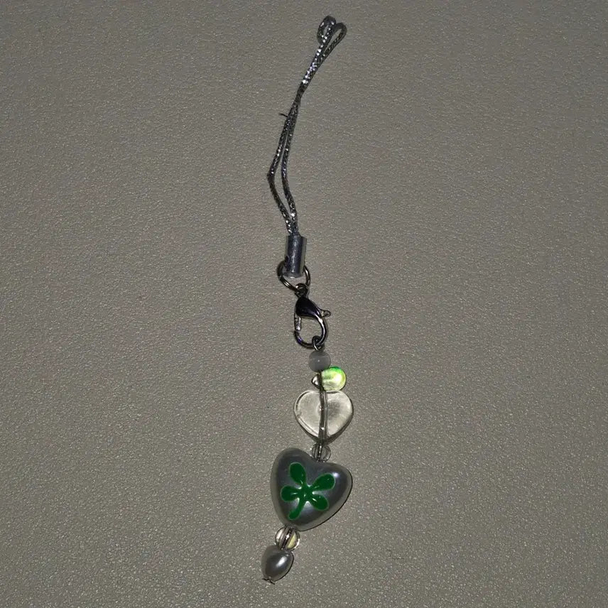 [BUNJANG] Lucky Clover Heart Strap Keychain / 행운 클로버 하트 스트랩 키링