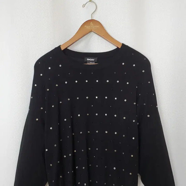[BUNJANG] DKNY Black Knit Sweater Size 66 / DKNY 니트 66