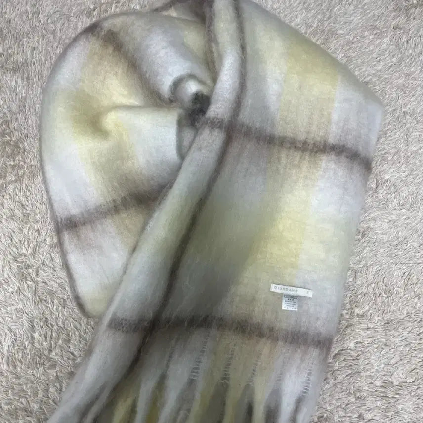 [BUNJANG] Giordano Yellow Muffler / 지오다노 머플러