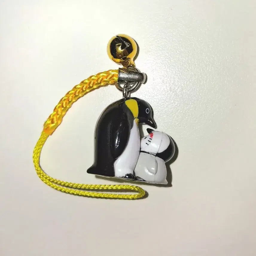 [BUNJANG] Penguin Kitty Strap / 레어 펭귄키티스트랩