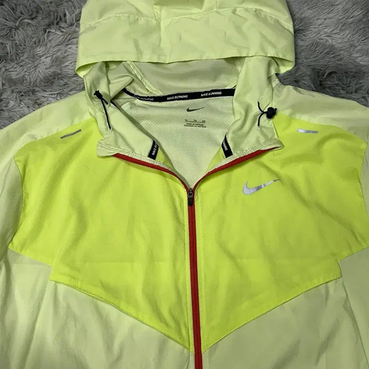[BUNJANG] Nike Repel UV Windrunner Running Windbreaker XL / 나이키 리펠 uv 윈드러너 러닝 바막 XL