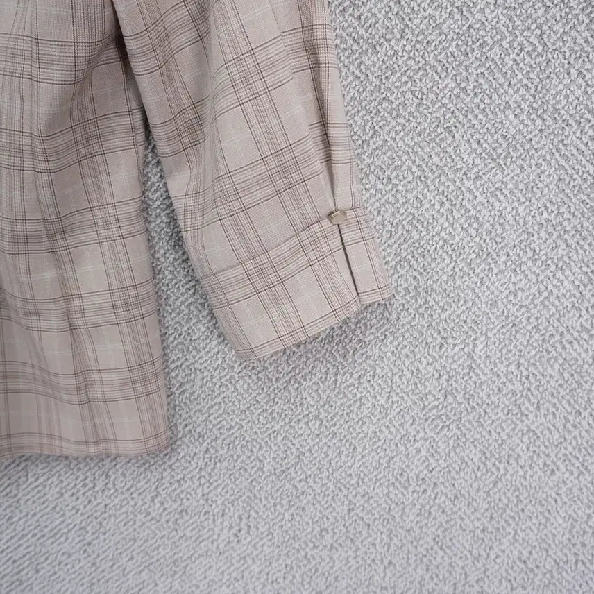 [BUNJANG] Roem Check Pattern Pintuck Blouse / 로엠 20SS 여성 체크패턴 핀턱 블라우스 55size