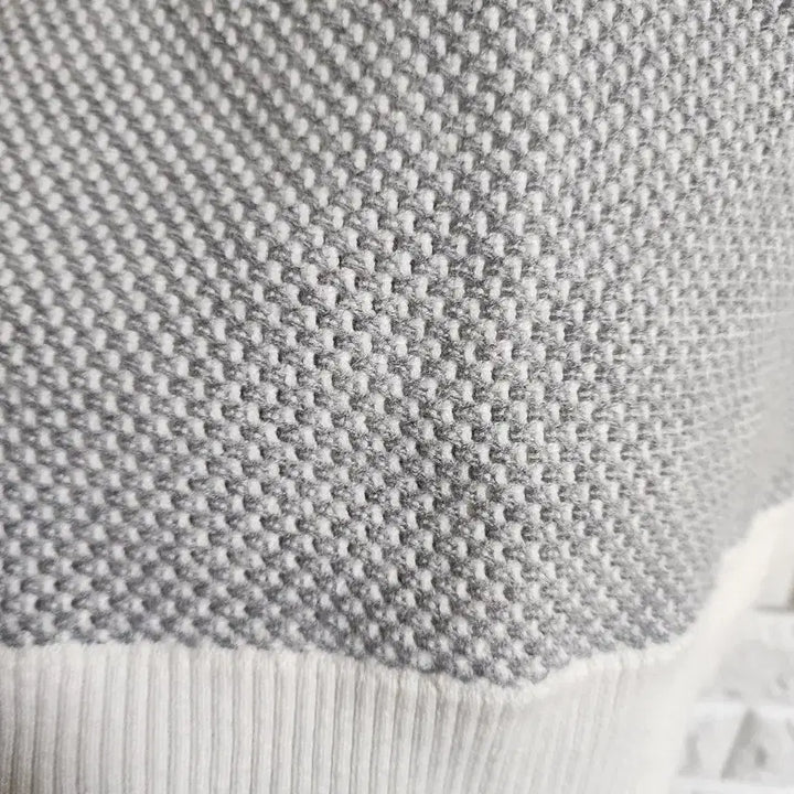 [BUNJANG] Calvin Klein Colorblock Knit Sweater / 캘빈클라인/ 그레이 배색/ 니트/ 스웨터/MㅡL
