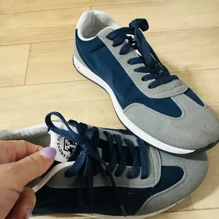 [BUNJANG] Generic Sneakers Size 43 / 남성 스니커즈 43사이즈