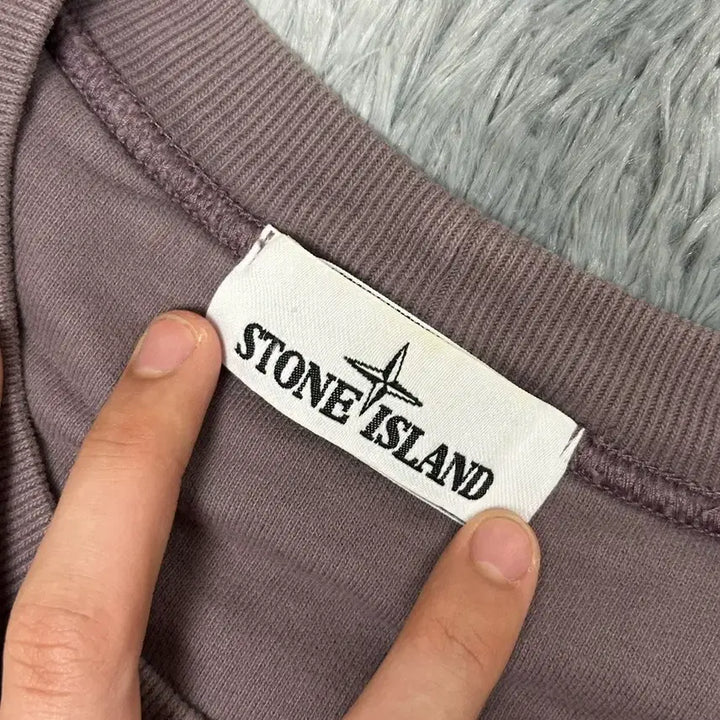 [BUNJANG] Stone Island Magenta Sweatshirt XL / [XL Size] 스톤아일랜드 맨투맨