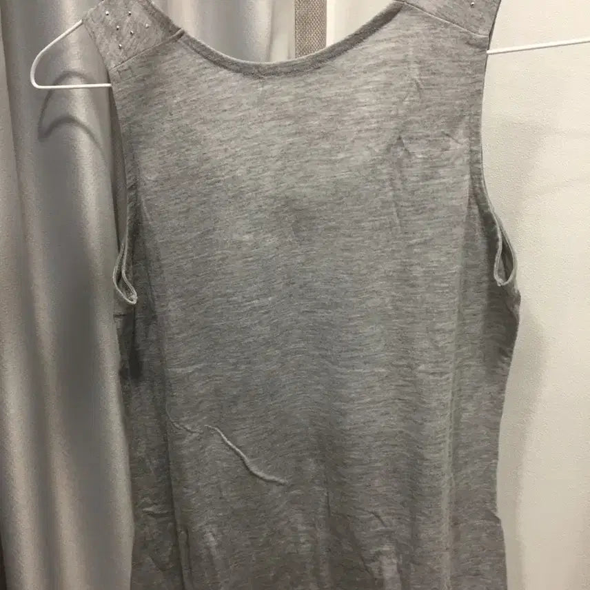 [BUNJANG] Vintage Grey Sleeveless Top / 빈티지 그레이 나시 슬리브리스 모리걸히피y2k갸루