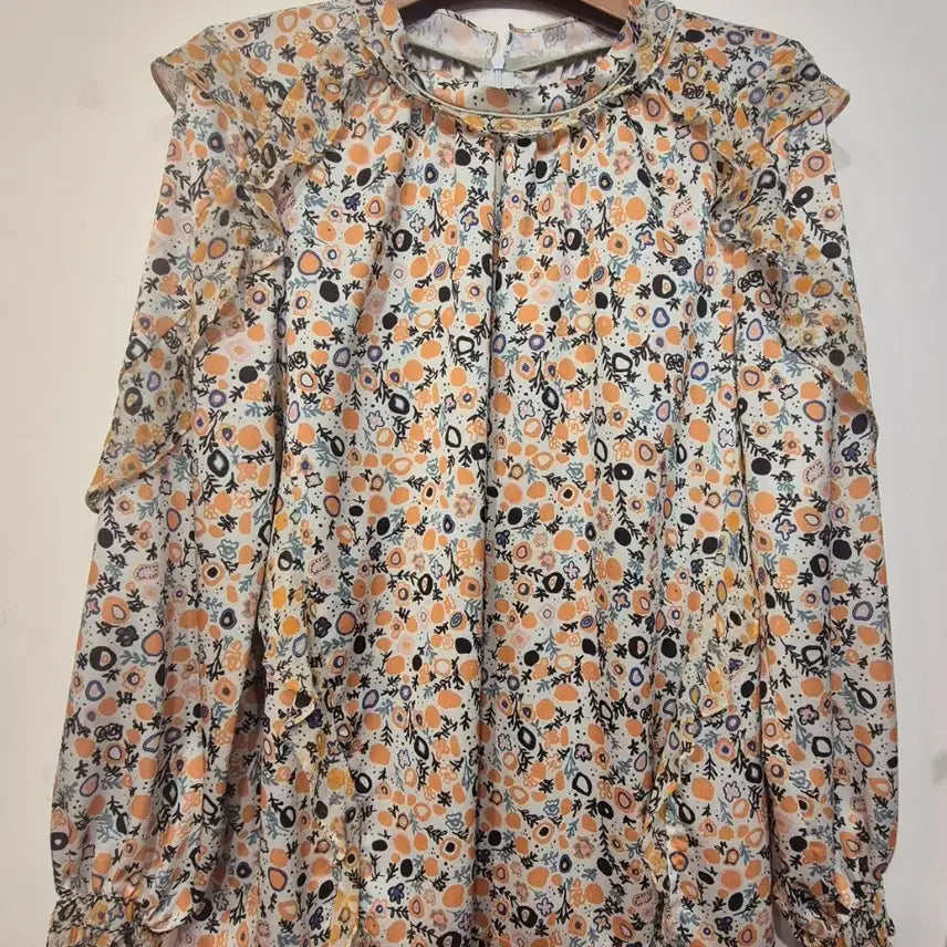[BUNJANG] Mine Flower Print Frill Blouse / 마인 플라워 프린트 프릴 블라우스