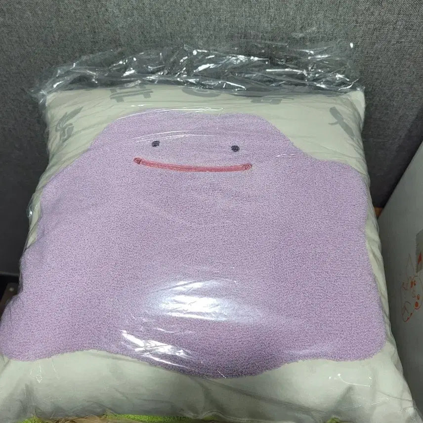[BUNJANG] Pocopia Ditto Cushion Pokemon Center Limited Edition / 포코피아 메타몽 쿠션 포켓몬스터 포케센 굿즈 인형 방석 시크릿포레스트