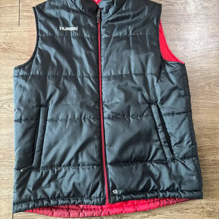 [BUNJANG] Hummel Padded Vest (L) / 험멜 축구부 패딩 조끼 (L)