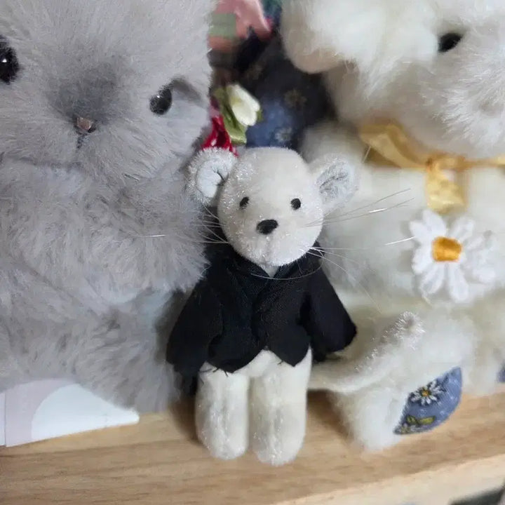 [BUNJANG] Boysbear Miniature Tuxedo Mouse Figurine / 보이즈베어 초미니 턱시도 쥐  신사 쥐