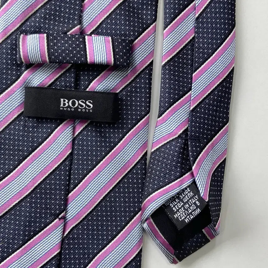 [BUNJANG] 휴고 보스 (HUGO BOSS)  명품 정품 넥타이  8.6cm / 휴고 보스 (HUGO BOSS)  명품 정품 넥타이  8.6cm