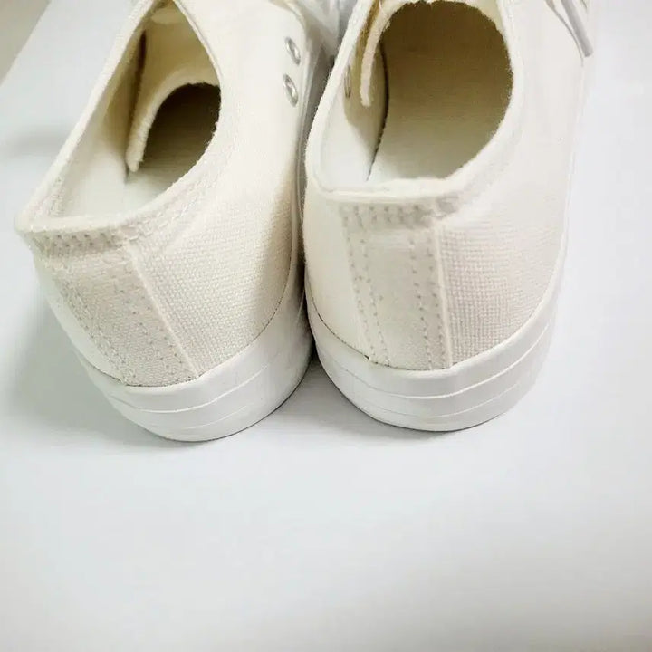 [BUNJANG] SNRD White Canvas Sneakers (Size 235) / SNRD 화이트 캔버스 스니커즈 235(새상품)
