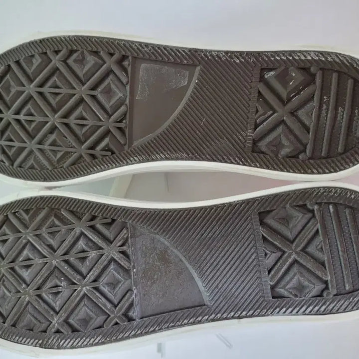 [BUNJANG] SNRD White Canvas Sneakers (Size 235) / SNRD 화이트 캔버스 스니커즈 235(새상품)