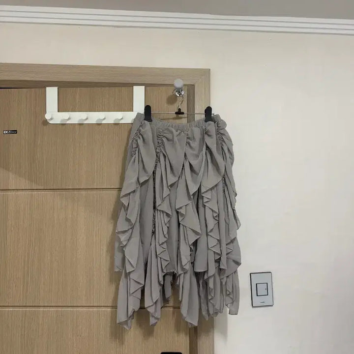 [BUNJANG] Unbalanced Skirt Gray / 언발 스커트 그레이