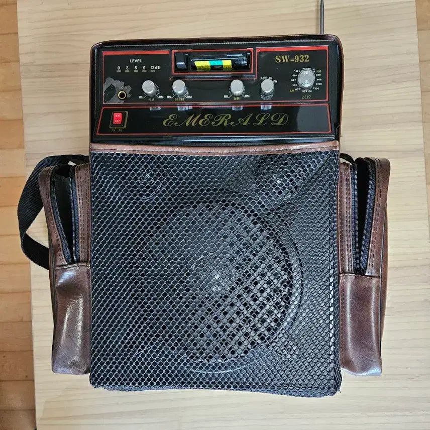 [BUNJANG] Sungwoo Electronics SW-932 Portable Karaoke System / 휴대용 가라오케 SW-932