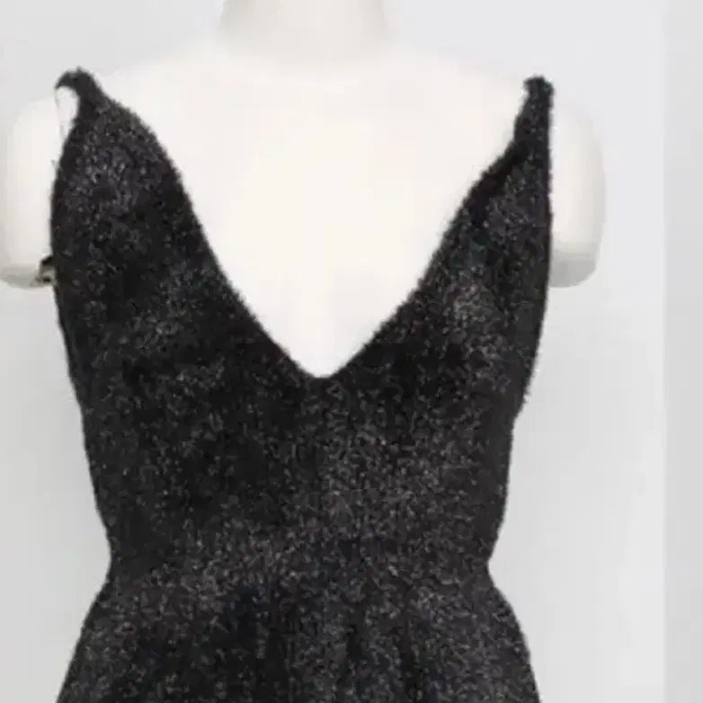 [BUNJANG] OBZEE Glitter Fluffy Peplum Knit Top / 한섬 오브제 OBZEE 글리터 플러피 페플럼 니트탑 블랙 뷔스티에 나시