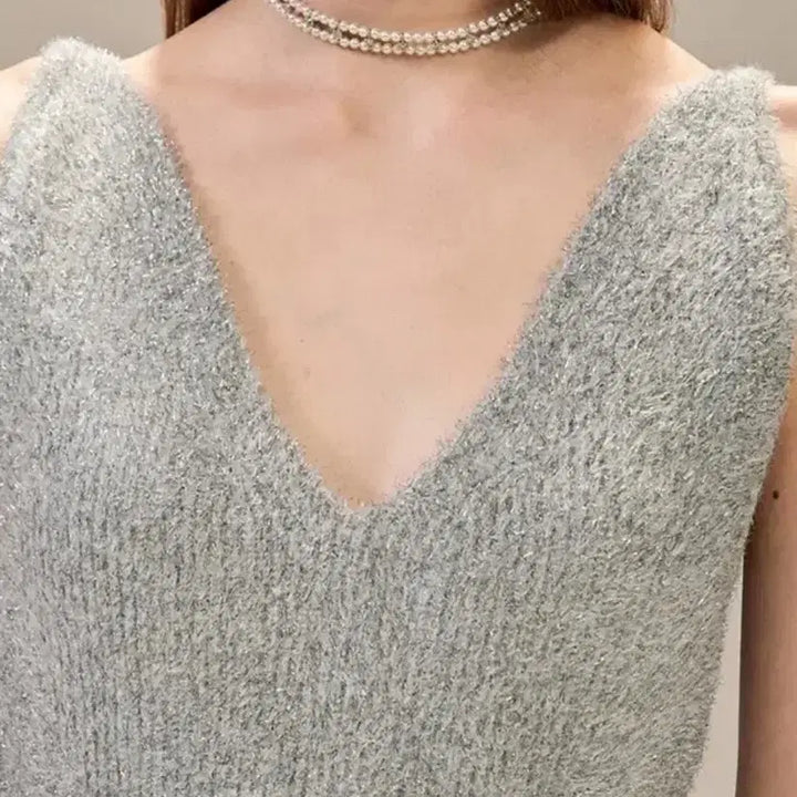 [BUNJANG] OBZEE Glitter Fluffy Peplum Knit Top / 한섬 오브제 OBZEE 글리터 플러피 페플럼 니트탑 블랙 뷔스티에 나시
