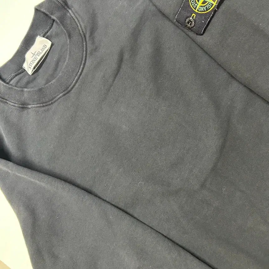 [SOLD OUT] 스톤 맨투맨