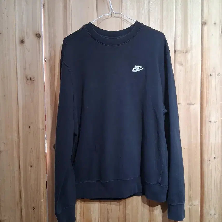 [SOLD OUT] 나이키 블랙 맨투맨 티셔츠(M)