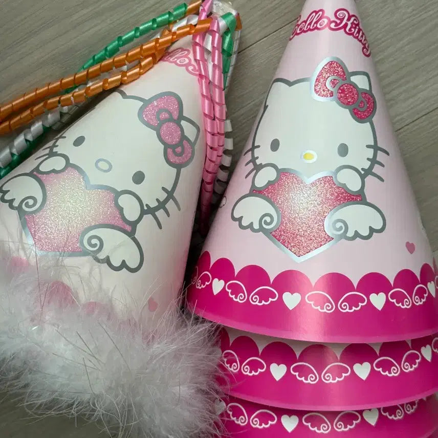 [BUNJANG] Hello Kitty Cone Hat Set / 고전 헬로키티 꼬깔콘