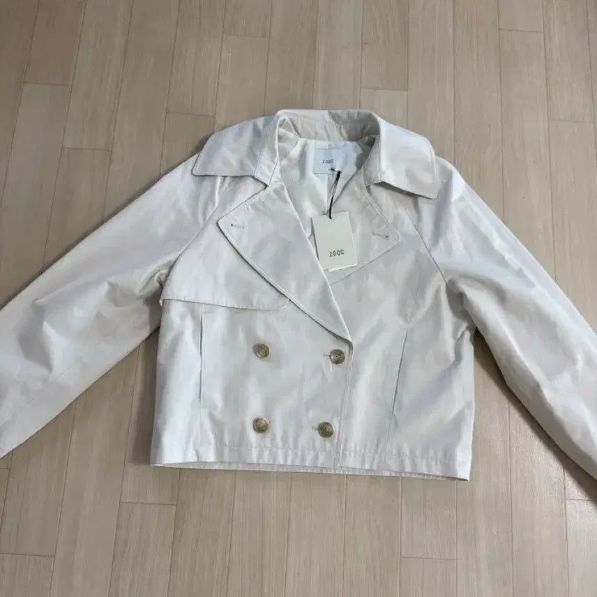 [BUNJANG] ZOOC Crop Trench Coat - Ivory / ZOOC 쥬크 크롭 트렌치 코트 아이보리