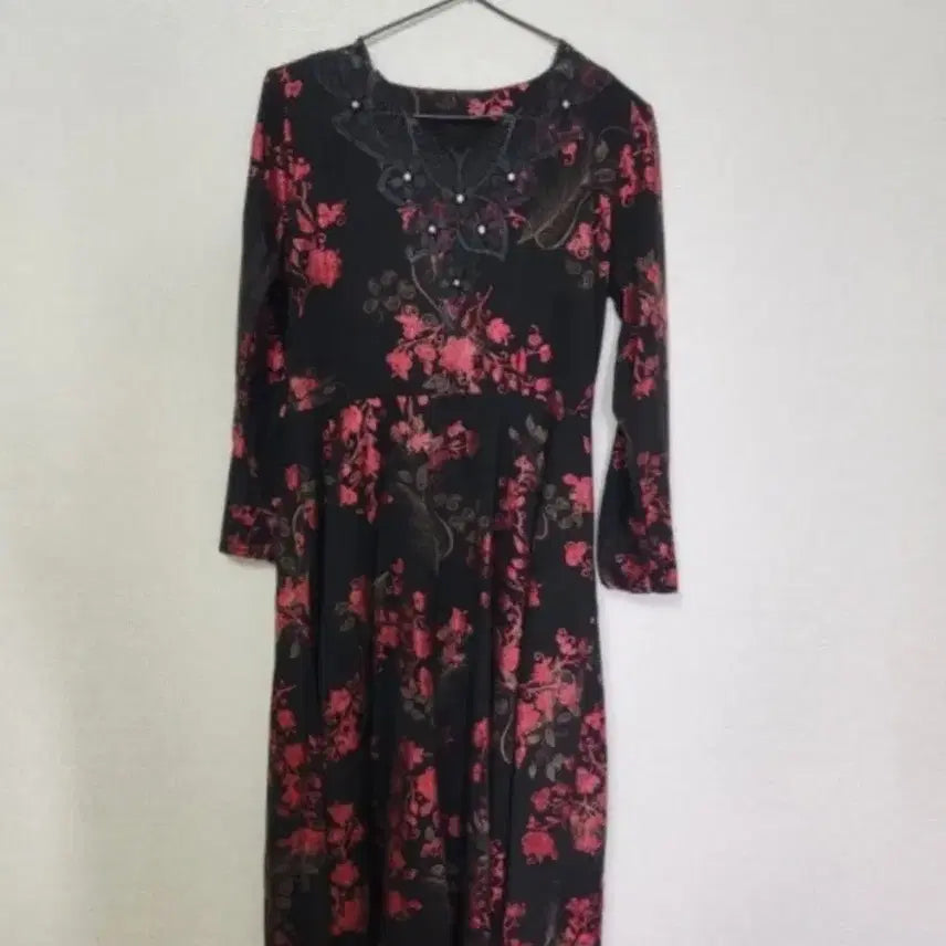 [BUNJANG] Black Floral Pattern Dress / 블랙 플라워 패턴 원피스