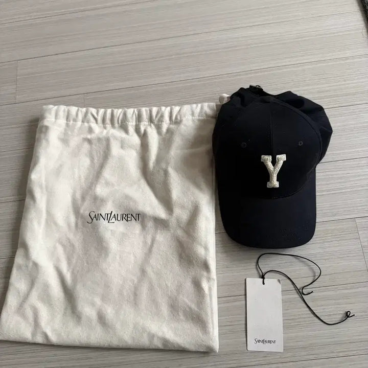 [BUNJANG] Saint Laurent Hat / 생로랑 모자