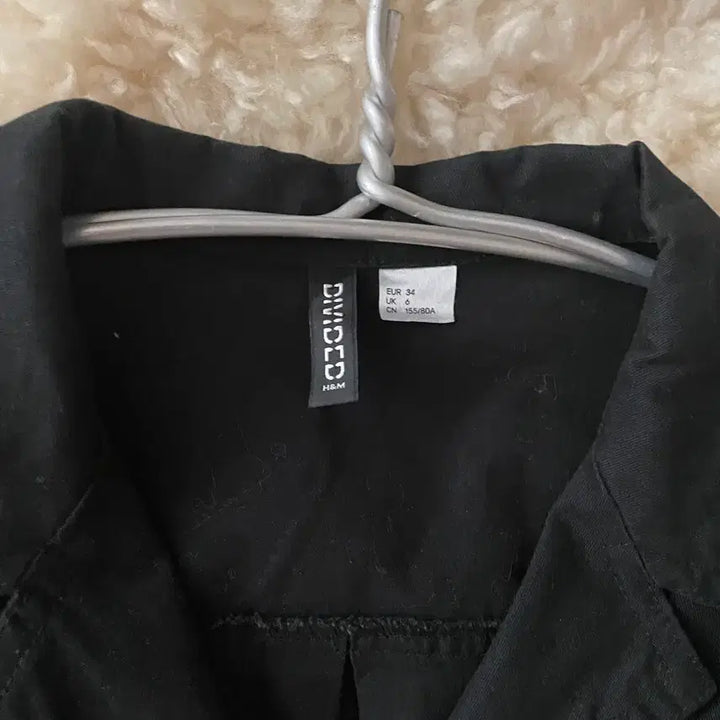 [BUNJANG] H&amp;M Divided Black Short Sleeve Jumpsuit / H&amp;M Divided 블랙 반팔 점프수트 EUR 34(44)