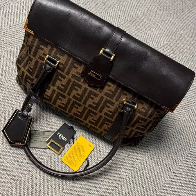 [BUNJANG] Fendi FF Logo Shoulder Bag / 펜디 FF 로고 숄더백